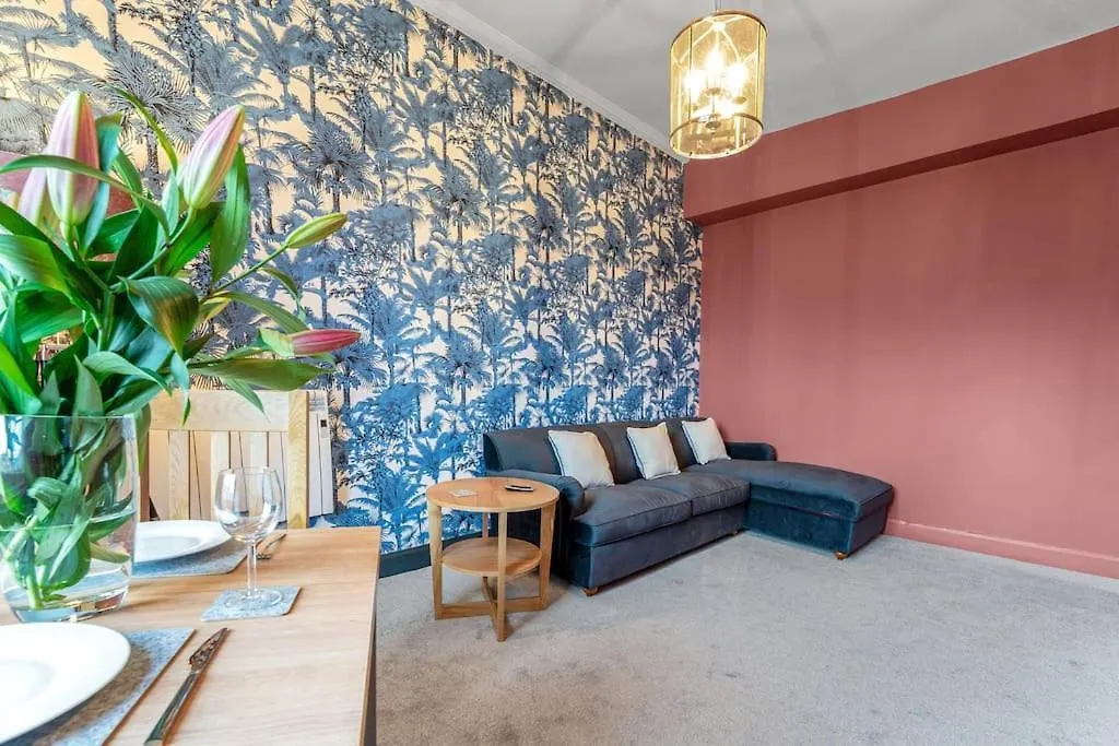 Boutique Modern Royal Mile Apartment Sleeps 4 Edimburgo 0*,  Reino Unido